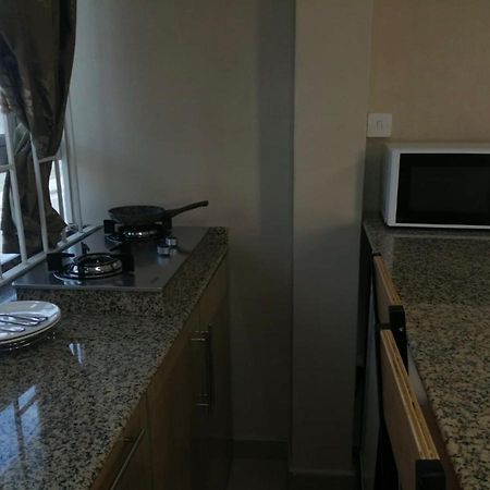 Champs De Mars Apartment 路易港 外观 照片