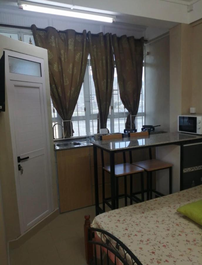 Champs De Mars Apartment 路易港 外观 照片